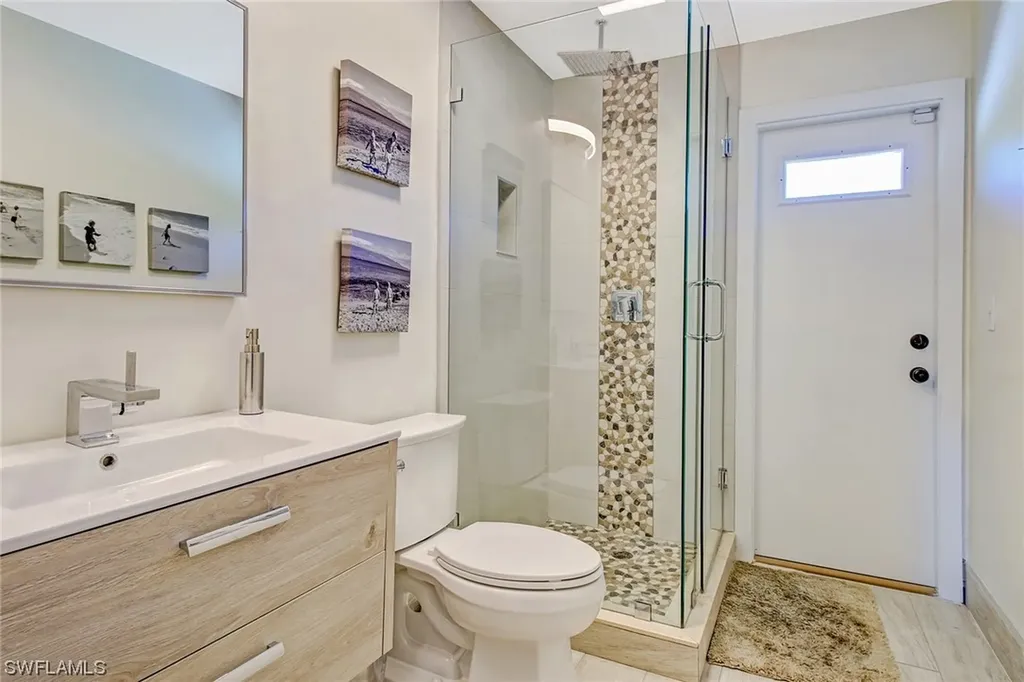 5725 Napa Woods Way Naples FL 34116