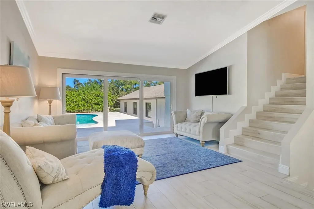 5725 Napa Woods Way Naples FL 34116