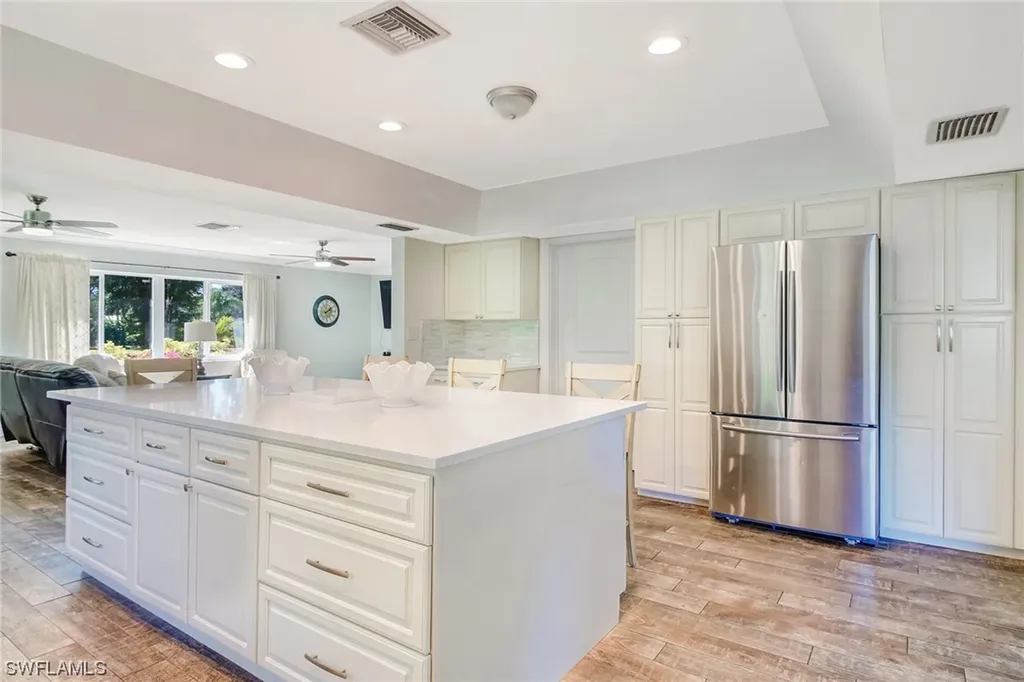 5725 Napa Woods Way Naples FL 34116