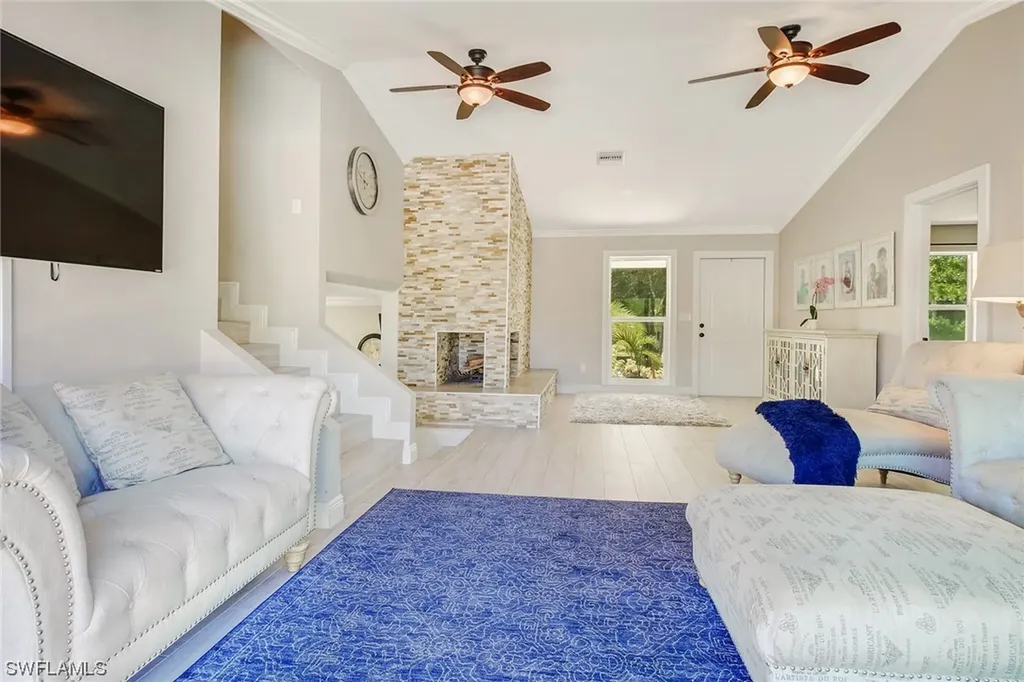 5725 Napa Woods Way Naples FL 34116