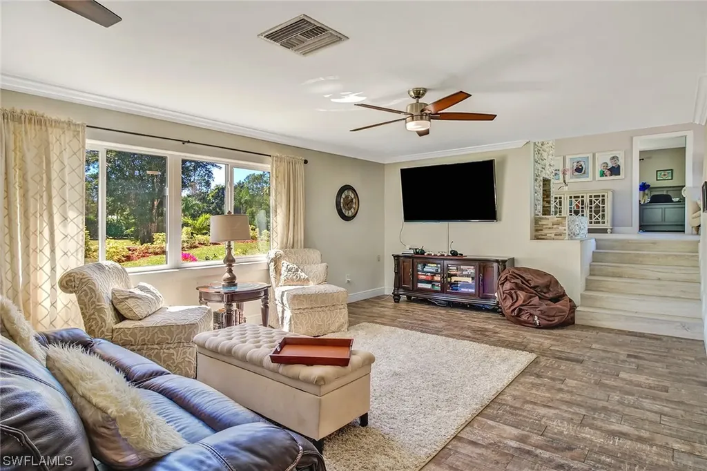 5725 Napa Woods Way Naples FL 34116