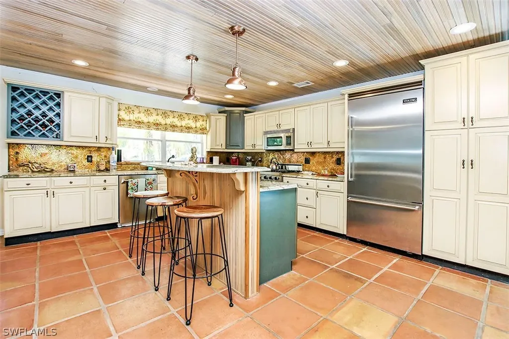 5802 Sanibel Captiva Road Sanibel FL 33957