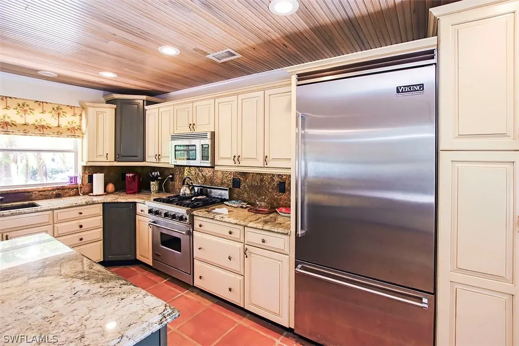 5802 Sanibel Captiva Road Sanibel FL 33957