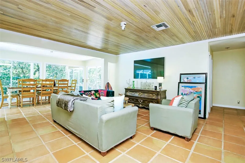 5802 Sanibel Captiva Road Sanibel FL 33957