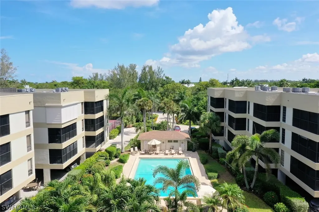 2721 W Gulf Drive Sanibel FL 33957