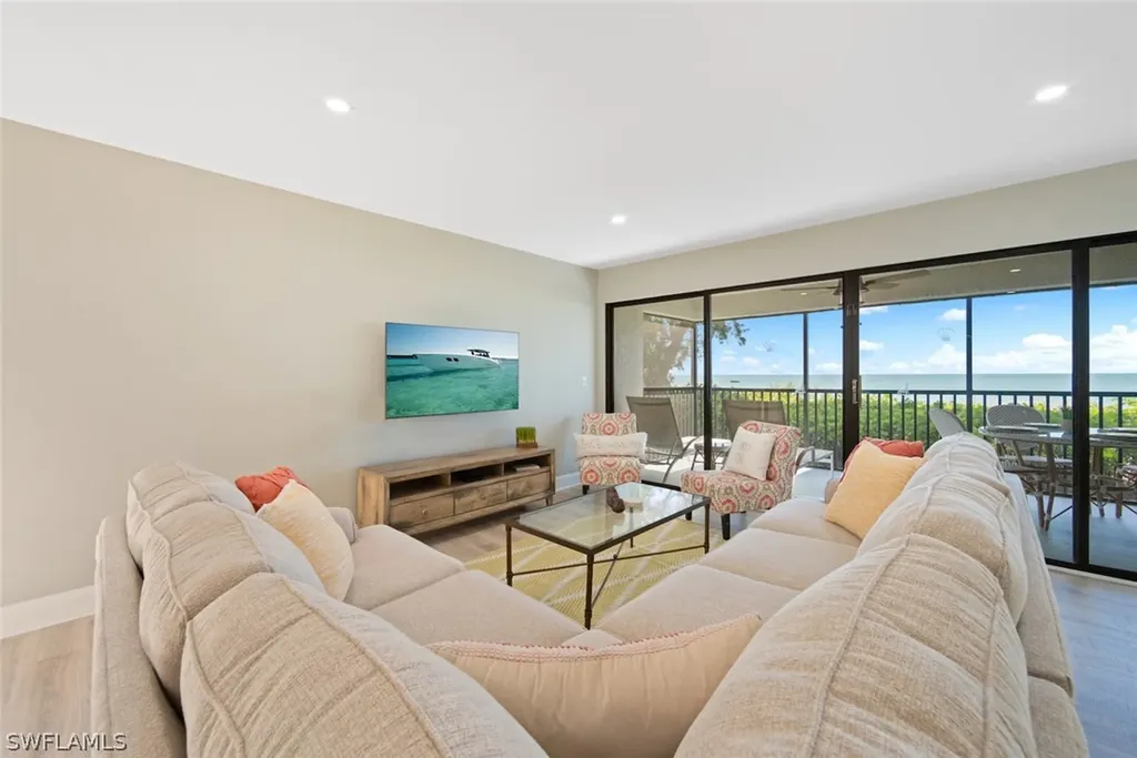 2721 W Gulf Drive Sanibel FL 33957