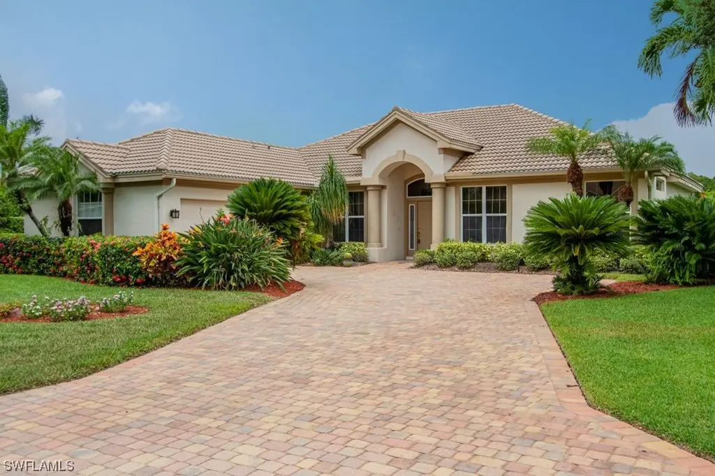 8176 Lowbank Drive Naples FL 34109