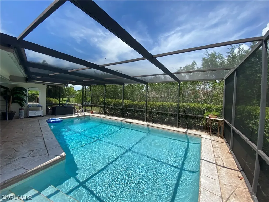 233 Pinehurst Circle Naples FL 34113