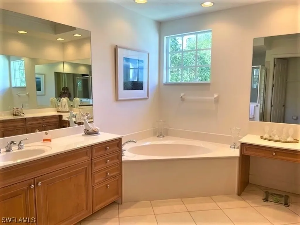 26010 Hammock Isle Court Bonita Springs FL 34134