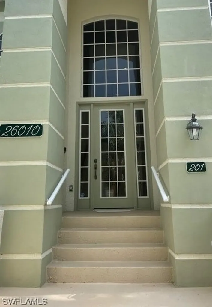 26010 Hammock Isle Court Bonita Springs FL 34134