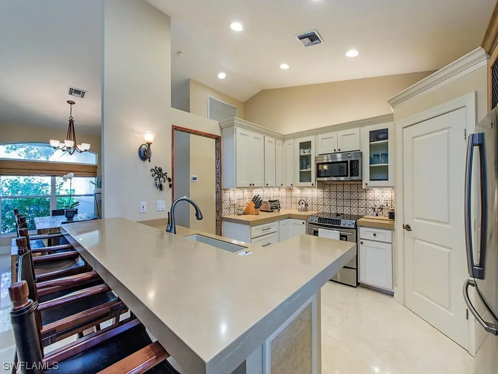 200 Fairway Circle Naples FL 34110