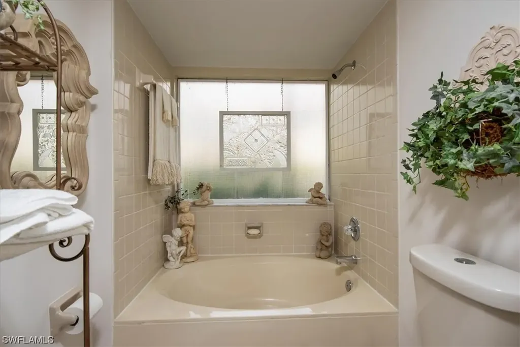 47 Bennington Drive Naples FL 34104