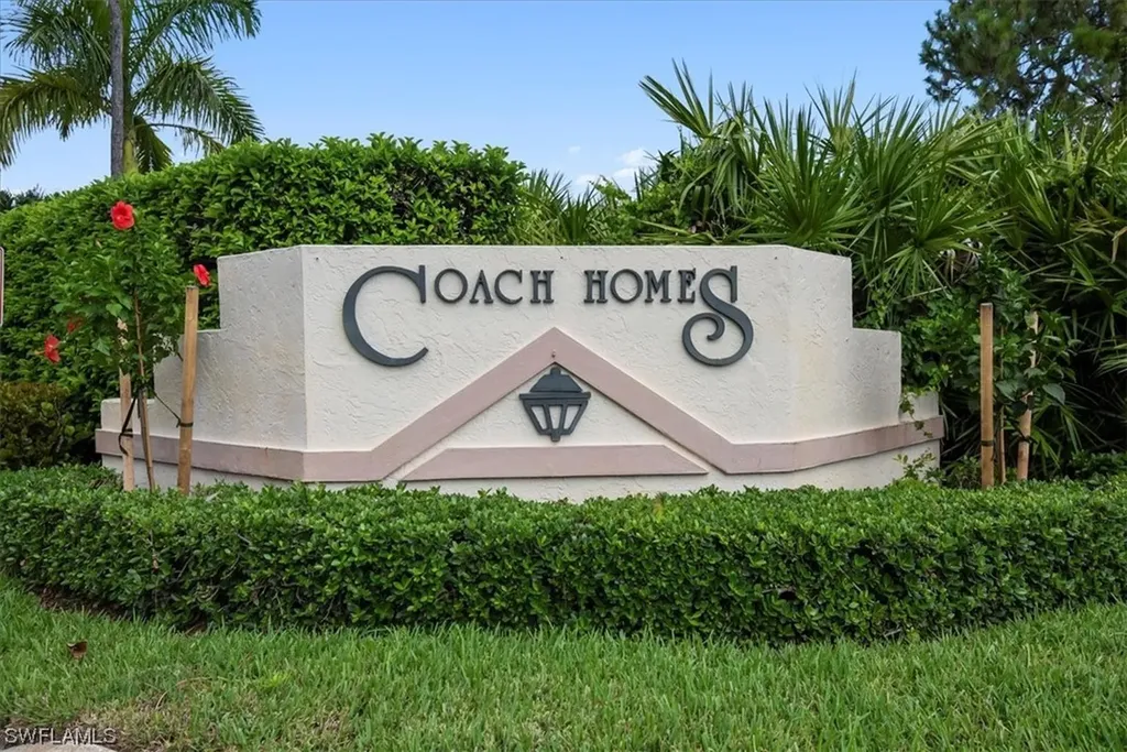 47 Bennington Drive Naples FL 34104