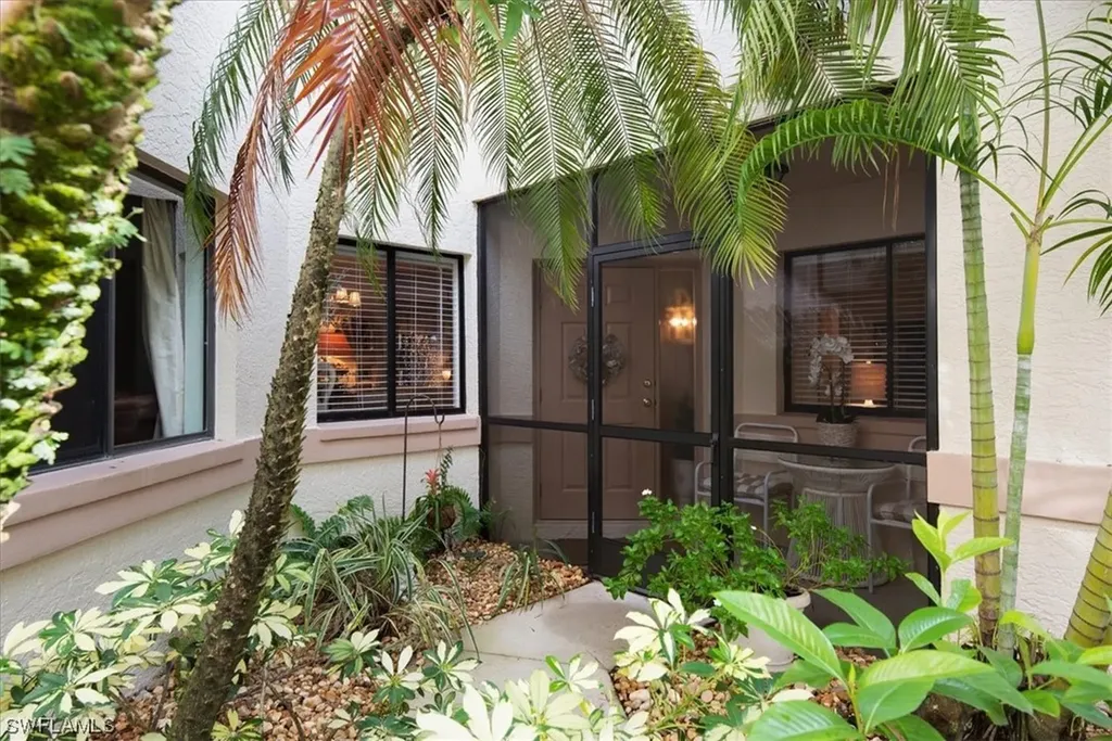 47 Bennington Drive Naples FL 34104