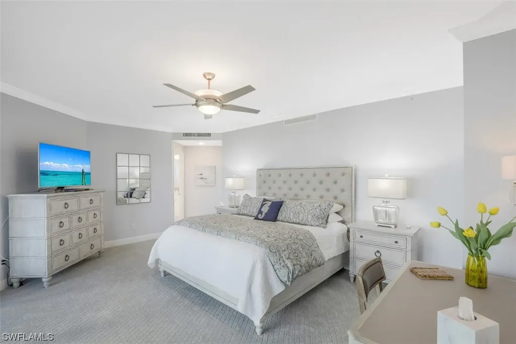 445 Cove Tower Drive Naples FL 34110