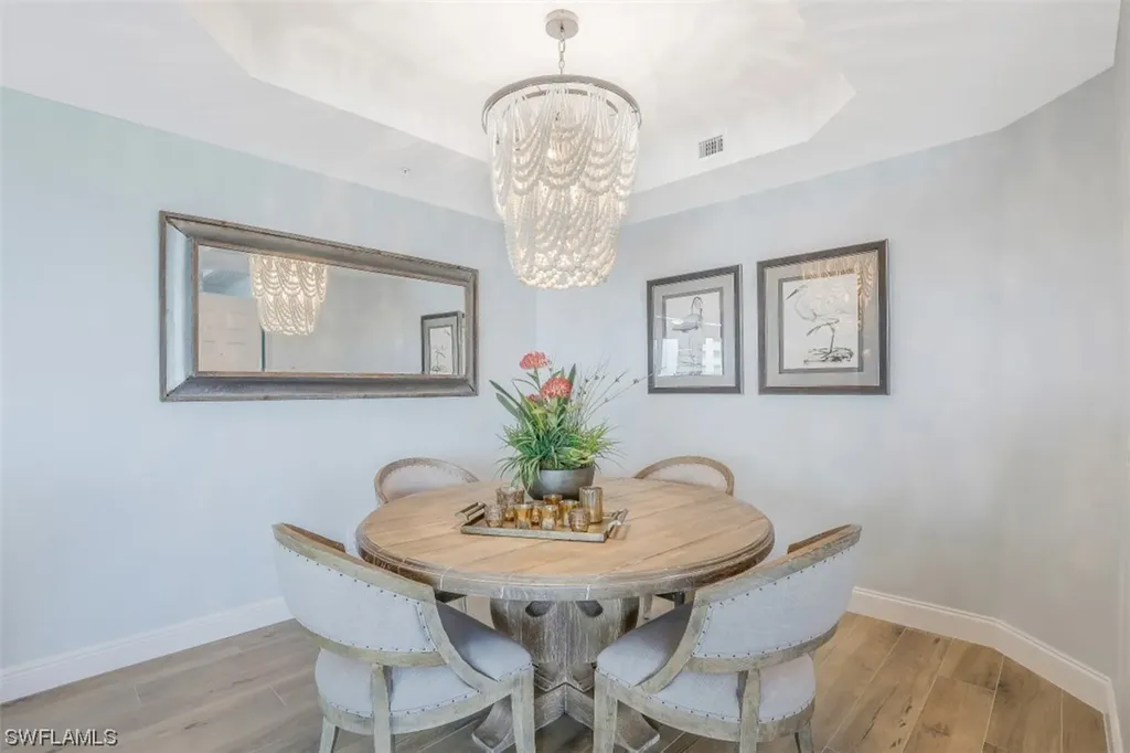 445 Cove Tower Drive Naples FL 34110