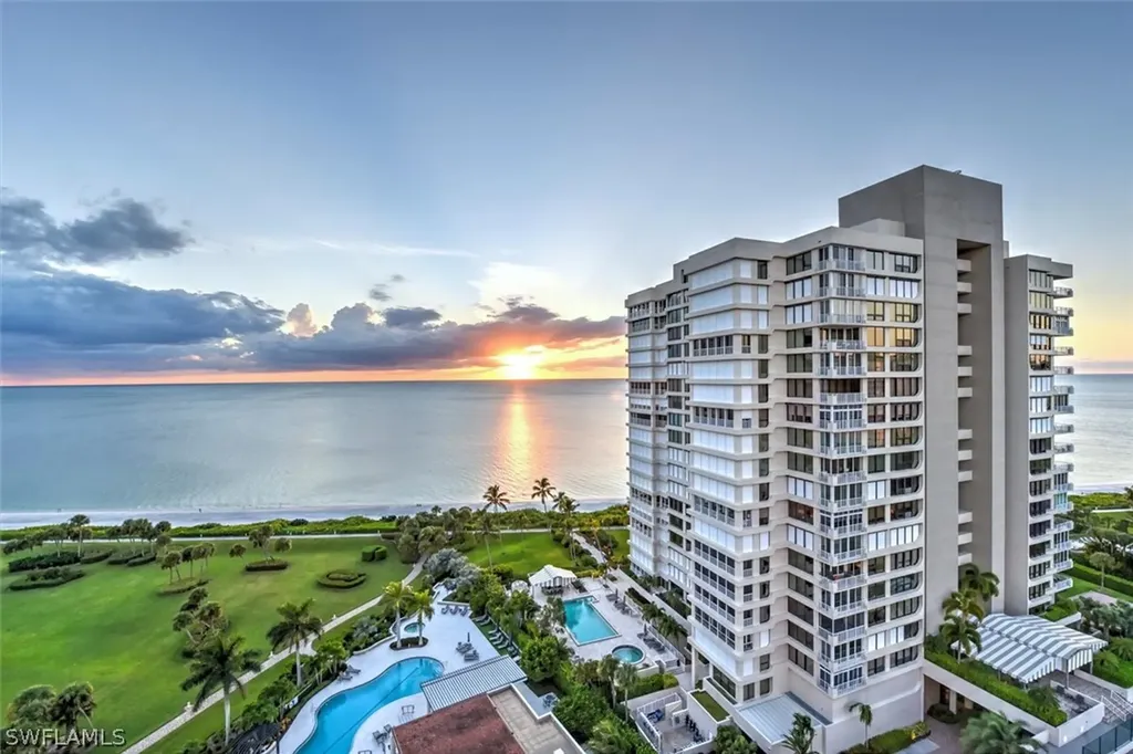 4251 Gulf Shore Boulevard N Naples FL 34103