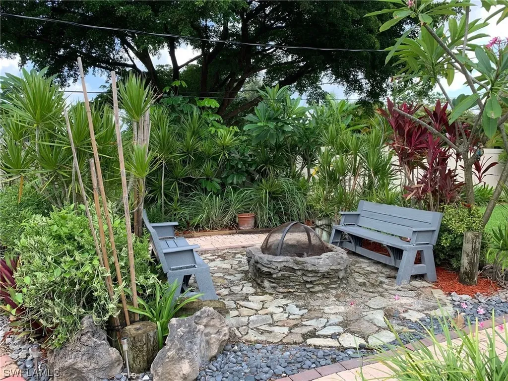 2260 54th Street SW Naples FL 34116