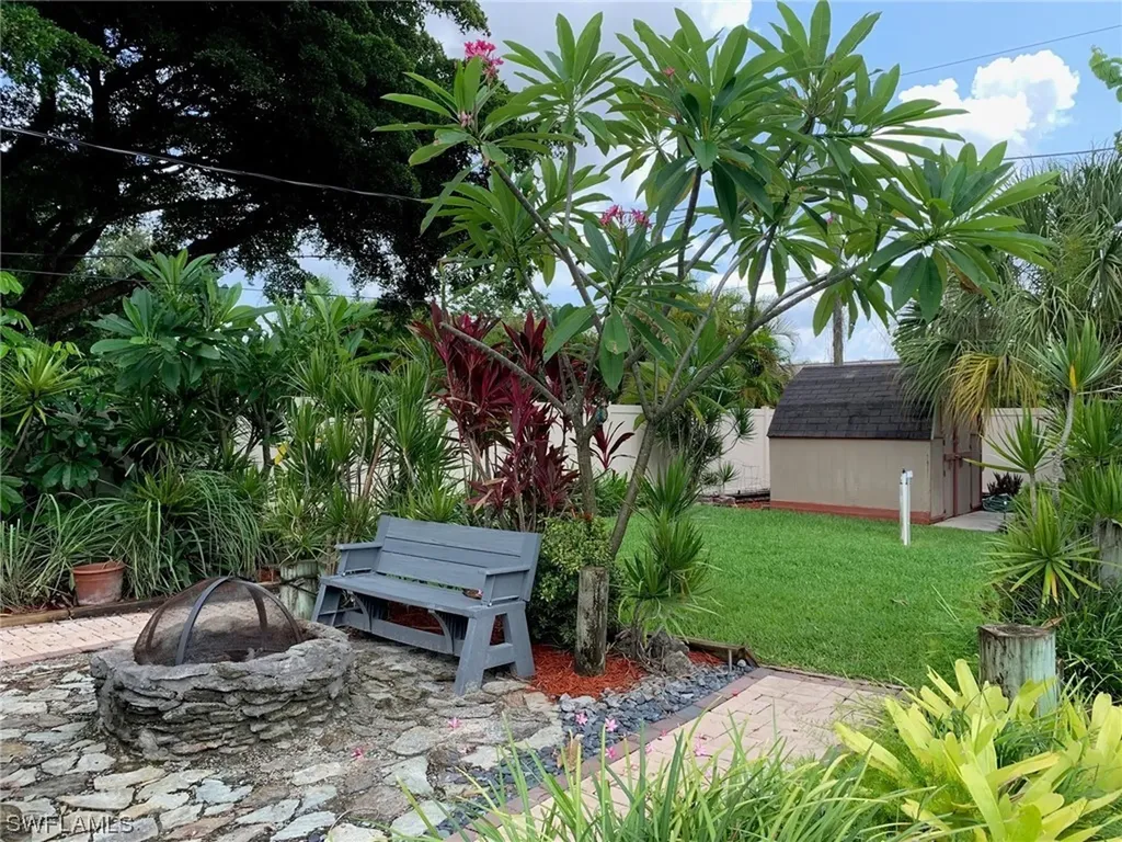 2260 54th Street SW Naples FL 34116