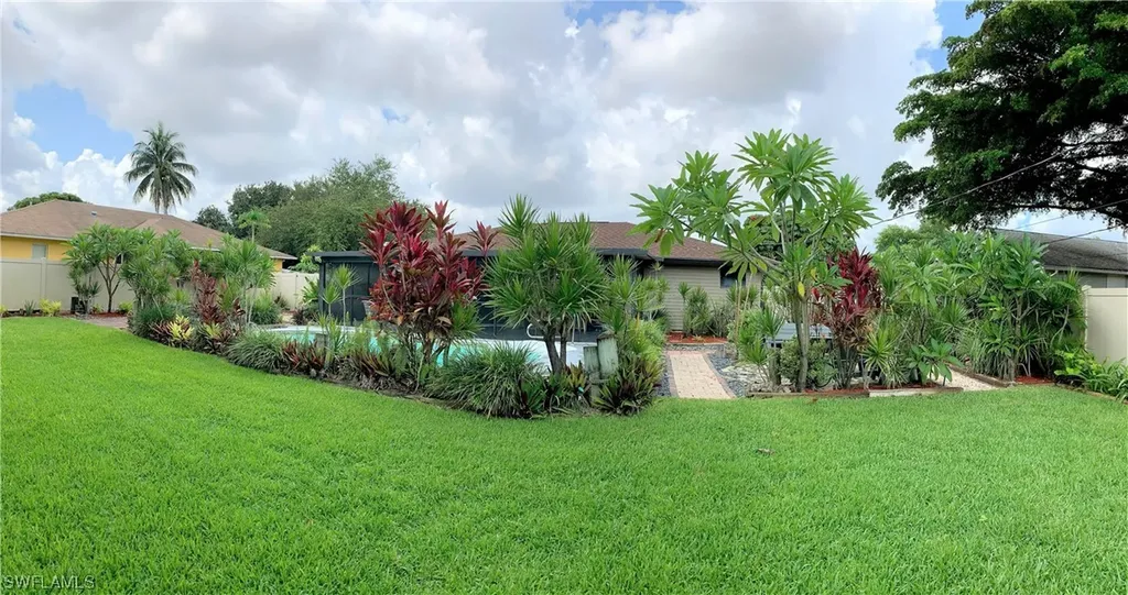 2260 54th Street SW Naples FL 34116