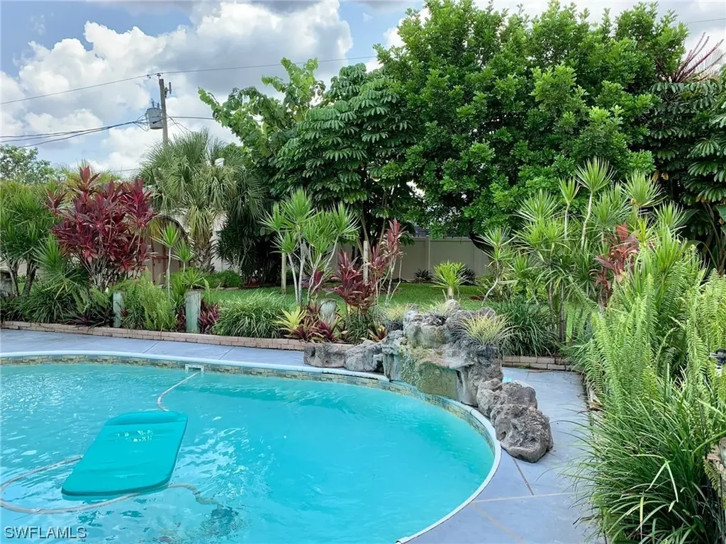 2260 54th Street SW Naples FL 34116