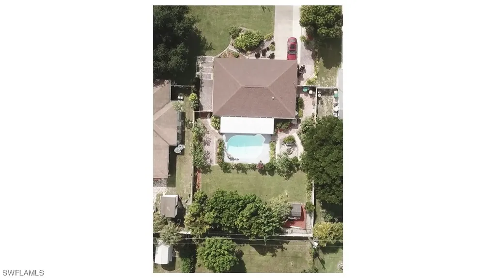 2260 54th Street SW Naples FL 34116