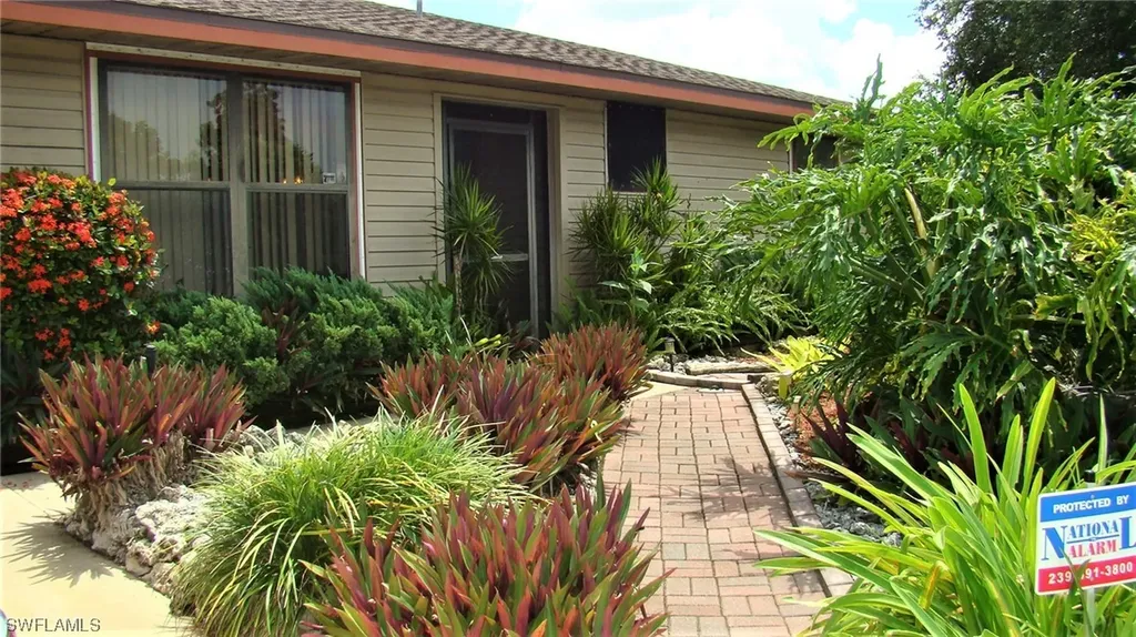 2260 54th Street SW Naples FL 34116