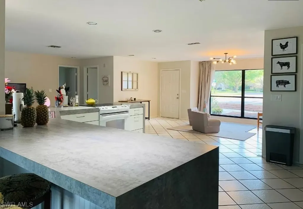 9746 Litchfield Lane Naples FL 34109