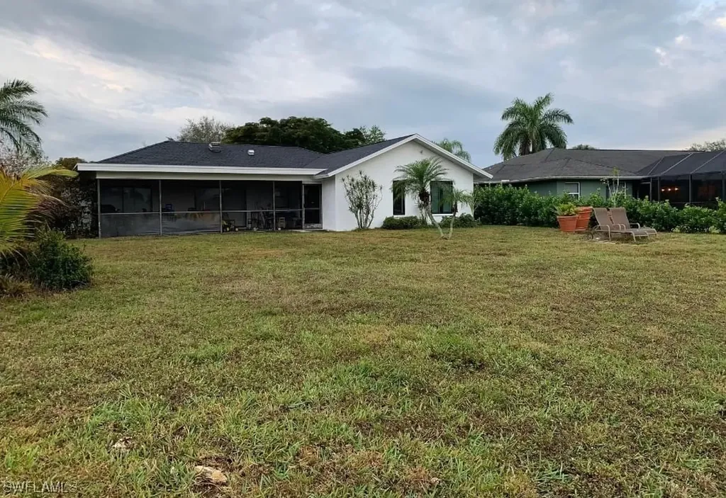 9746 Litchfield Lane Naples FL 34109