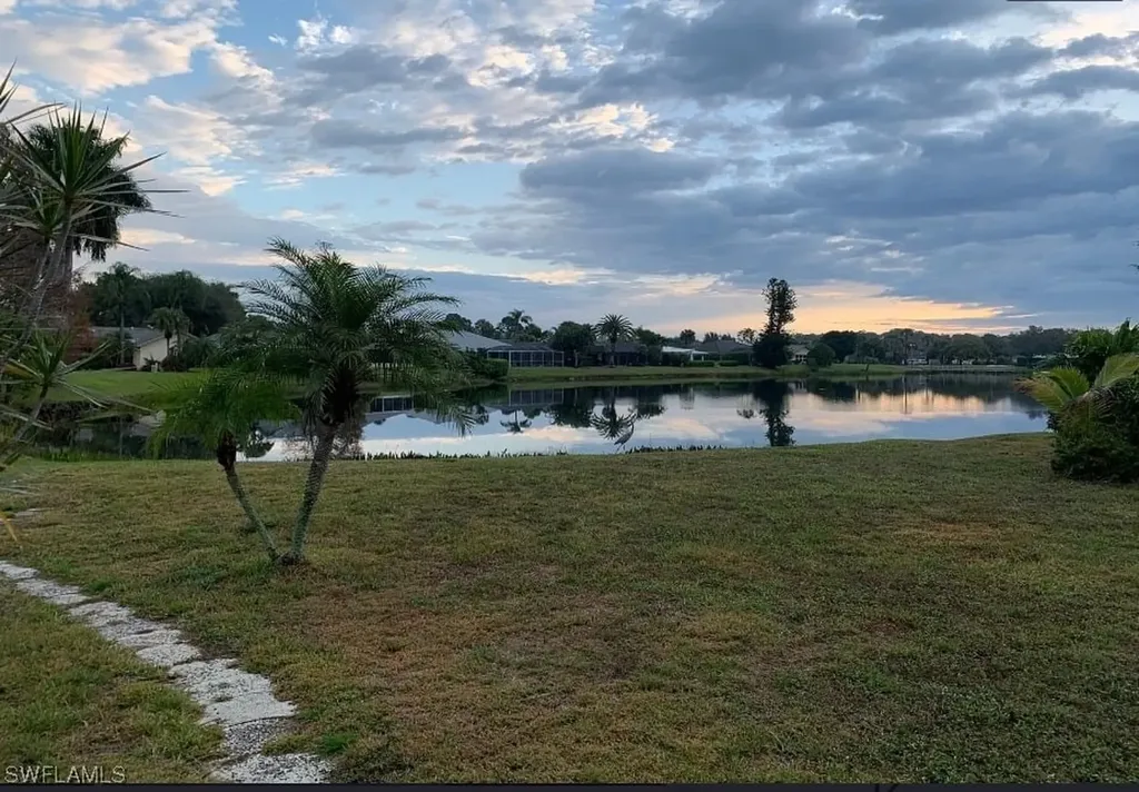 9746 Litchfield Lane Naples FL 34109