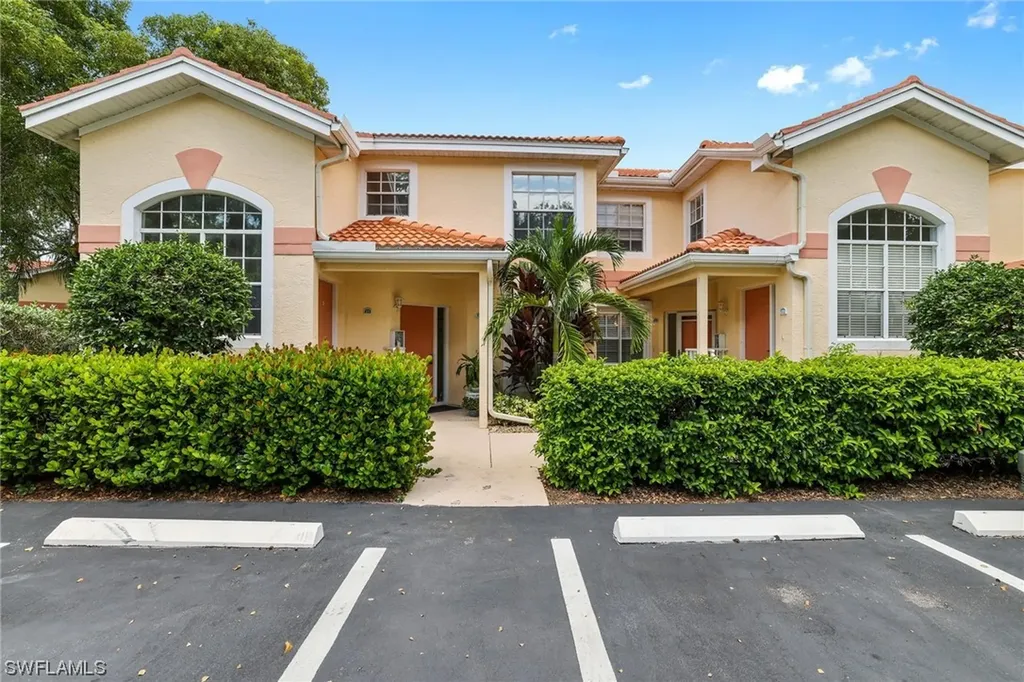 7518 Silver Trumpet Lane Naples FL 34109