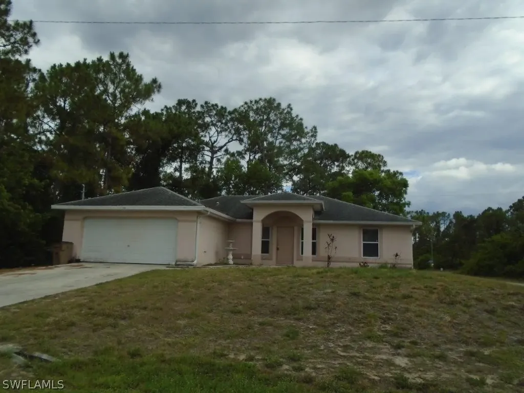 3419 2nd Street SW Lehigh Acres FL 33976