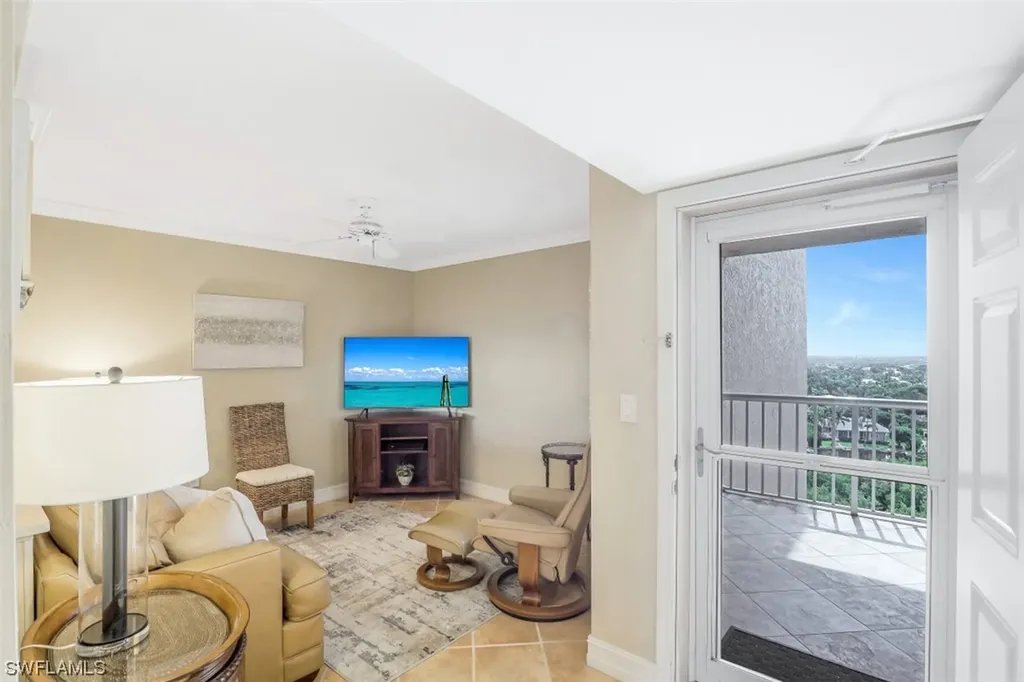 40 Seagate Drive Naples FL 34103