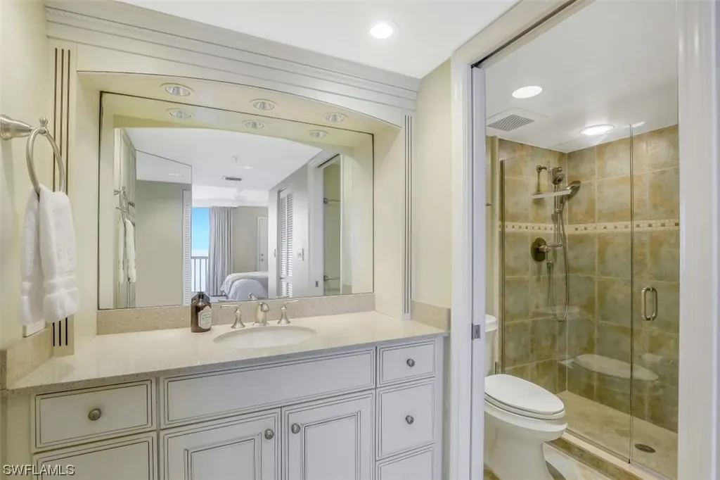 40 Seagate Drive Naples FL 34103