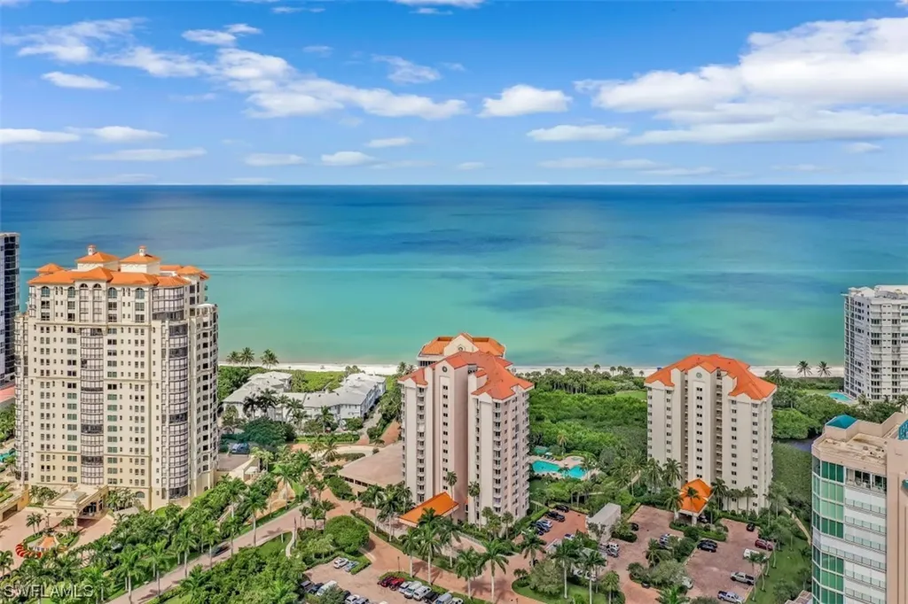 40 Seagate Drive Naples FL 34103