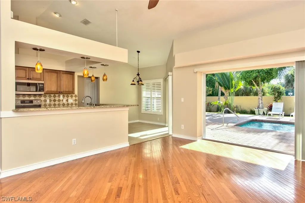 10111 Boca Circle Naples FL 34109