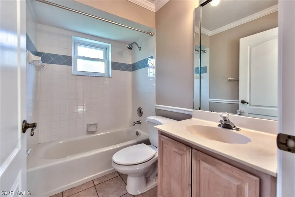10111 Boca Circle Naples FL 34109