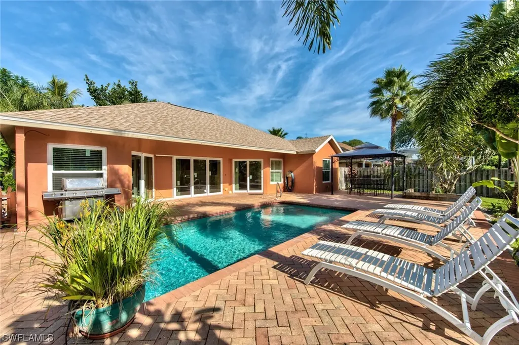 10111 Boca Circle Naples FL 34109