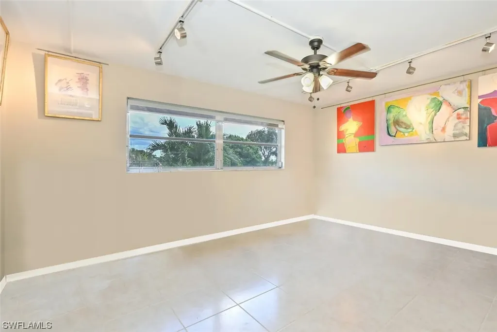 600 Valley Stream Drive Naples FL 34113