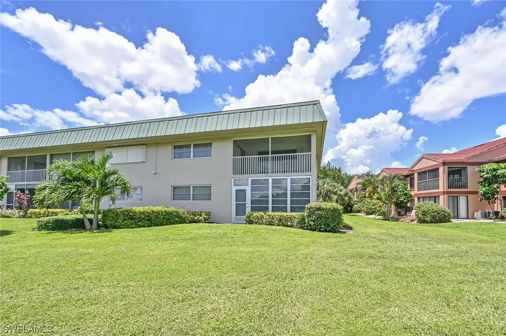 600 Valley Stream Drive Naples FL 34113