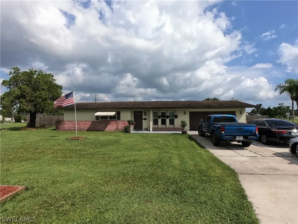 1204 Barnsdale Street Lehigh Acres FL 33936