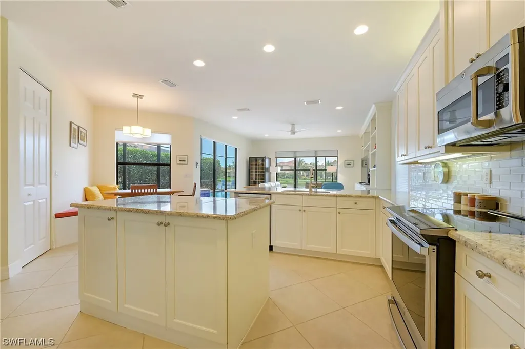 13761 Callisto Avenue Naples FL 34109
