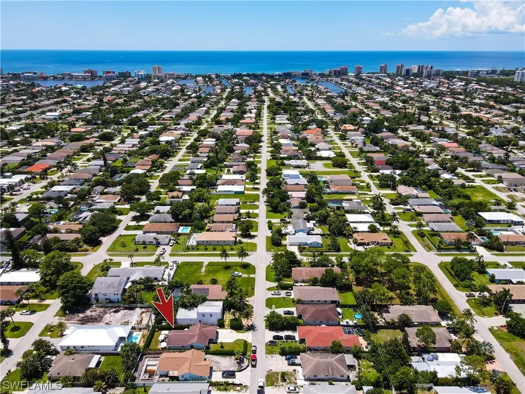 714 103rd Avenue N Naples FL 34108