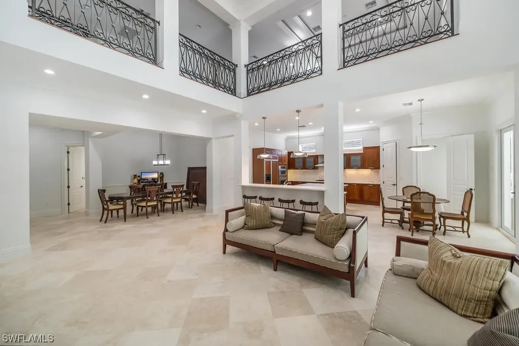 428 Rudder Road Naples FL 34102