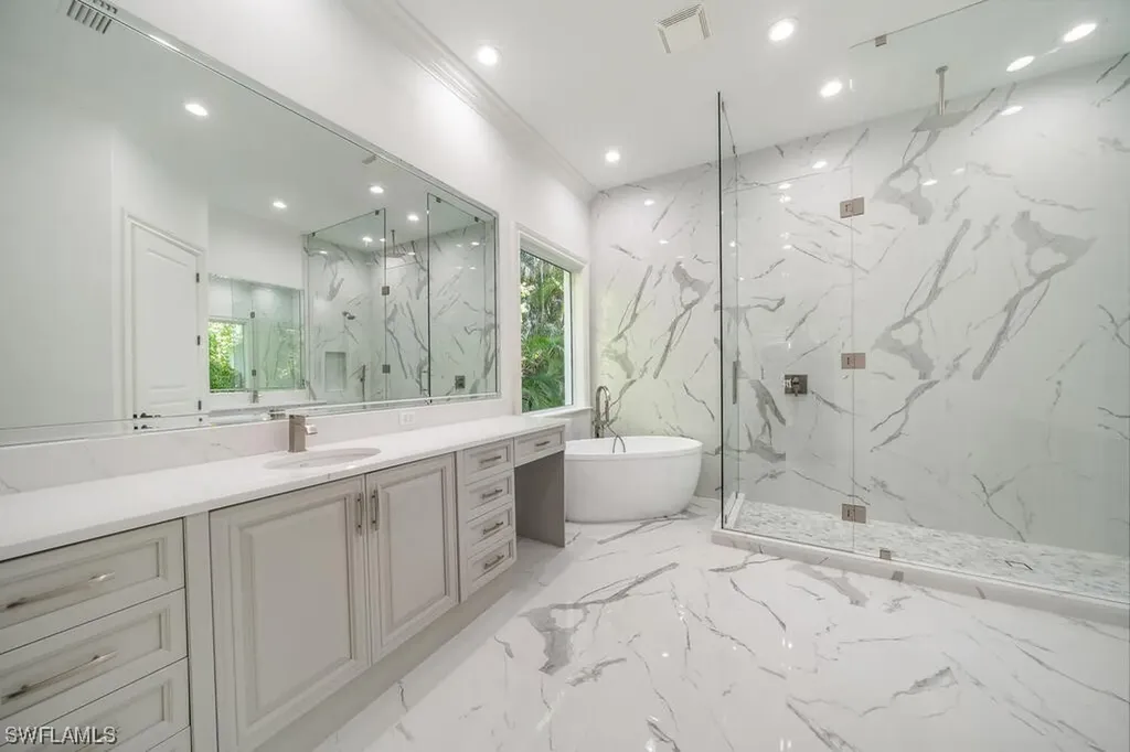 428 Rudder Road Naples FL 34102