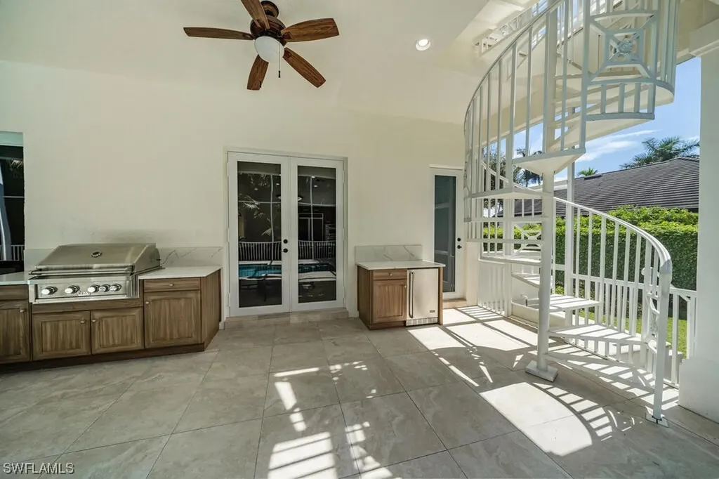 428 Rudder Road Naples FL 34102