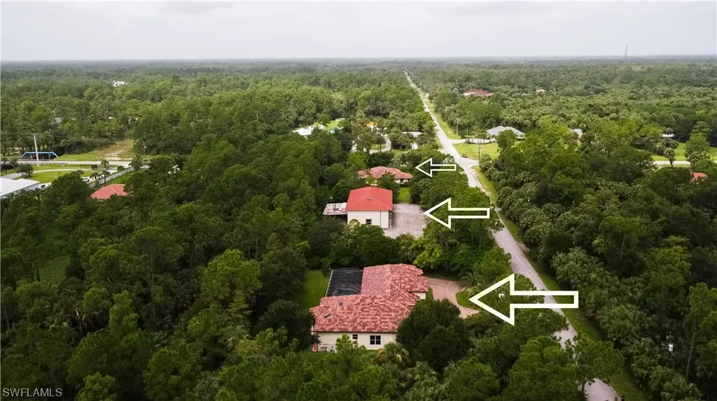 100 10th Avenue NE Naples FL 34120
