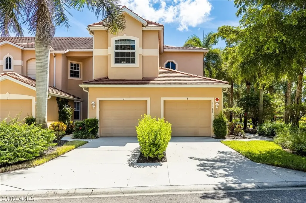 13255 Silver Thorn Loop North Fort Myers FL 33903