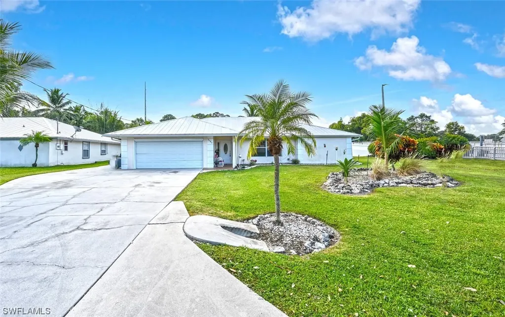 4784 32nd Avenue SW Naples FL 34116