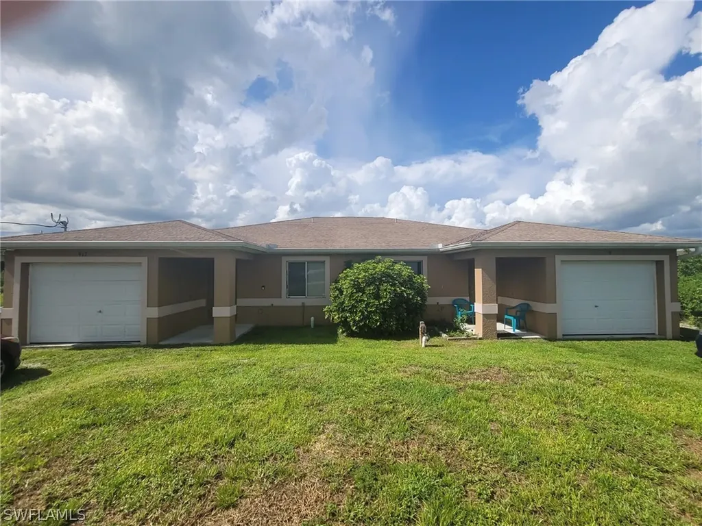 917/919 Chenault Street Lehigh Acres FL 33974
